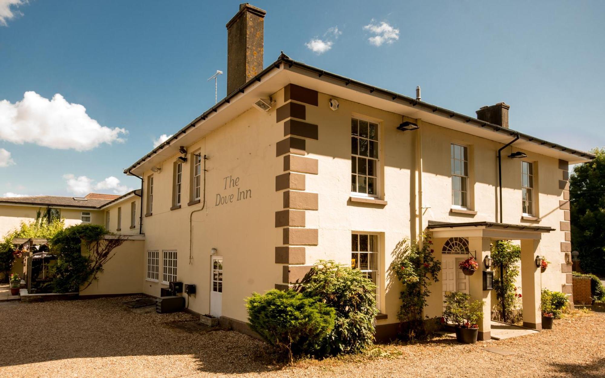 The Dove Inn Micheldever Exterior photo